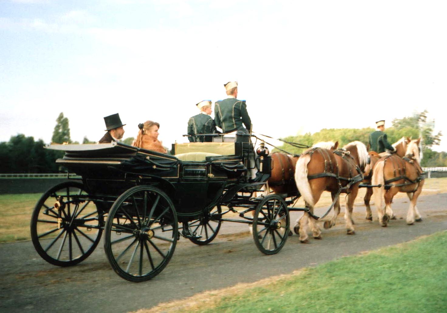 Location de calèche, balade, mariage